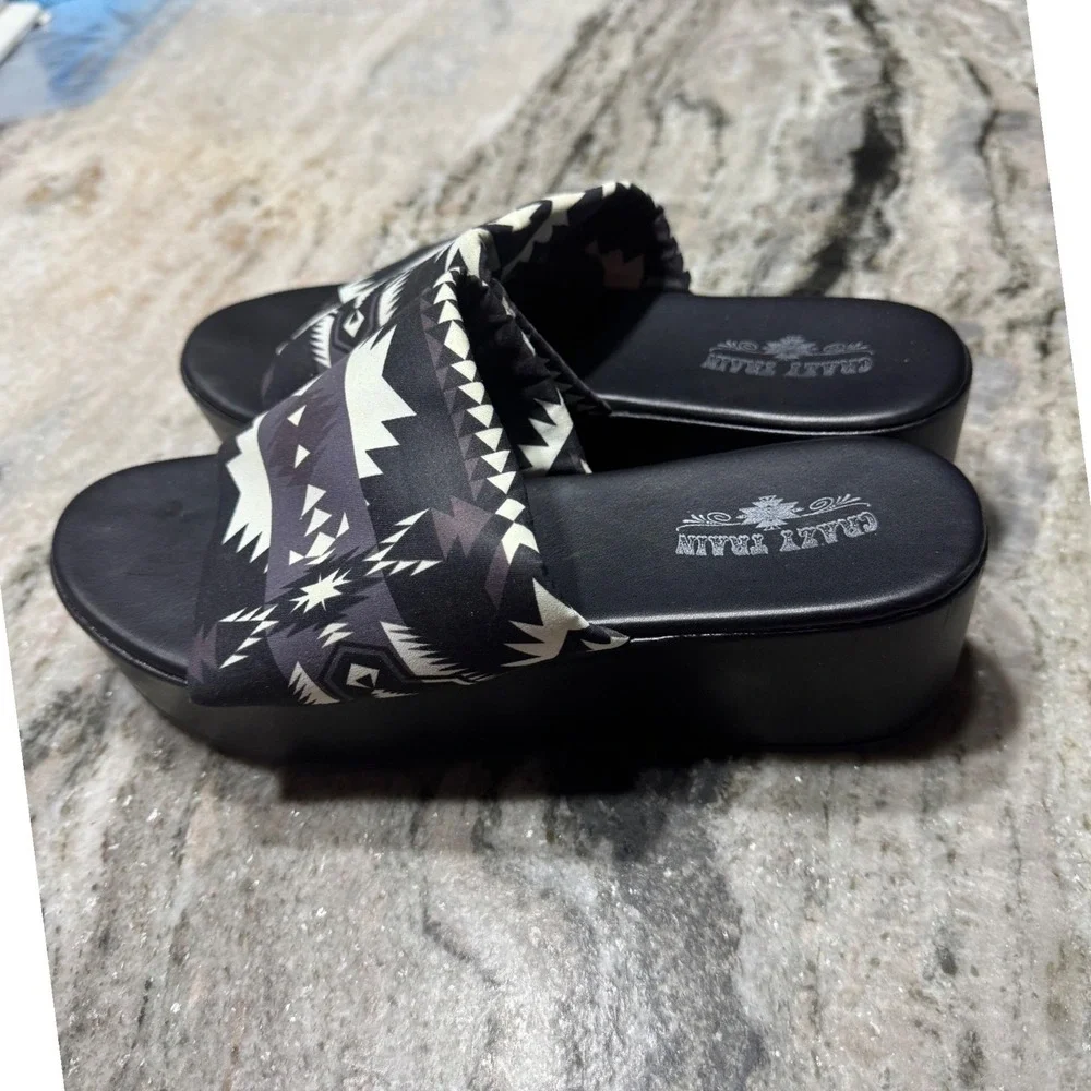 Crazy Train Platform Sandals Womens 9 Southwestern Print Black Wedge Slides Boho